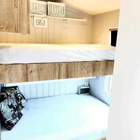 Microhouse In Lofoten Leknes